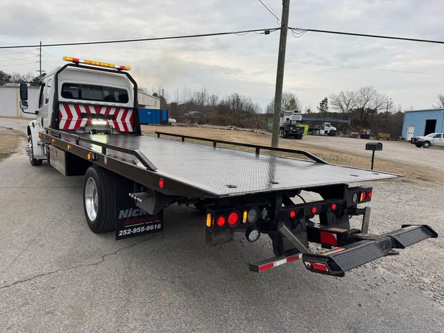 2017 Freightliner M-106
