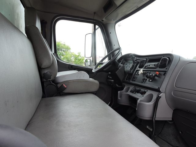2017 Freightliner M2 Non-CDL Box Truck