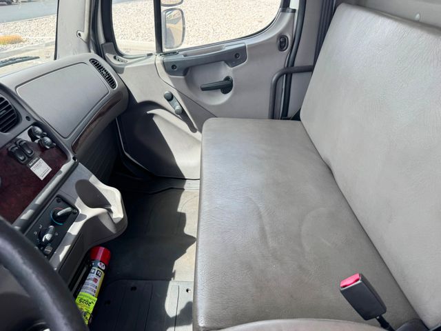 2017 Freightliner M2