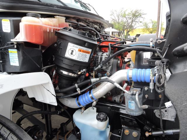 2017 Freightliner M2106 Non-CDL Flatbed w/ LiftGate 