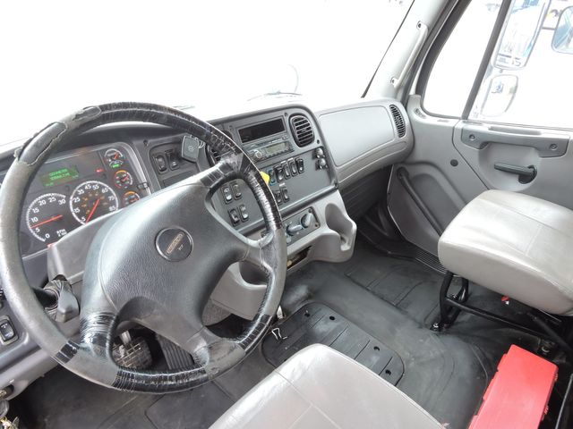2017 Freightliner M2106 CDL Tow-Truck Flatbed