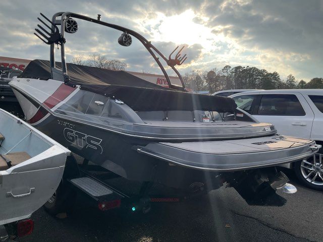 2017 Glastron GT205 2017 Glastron GT205