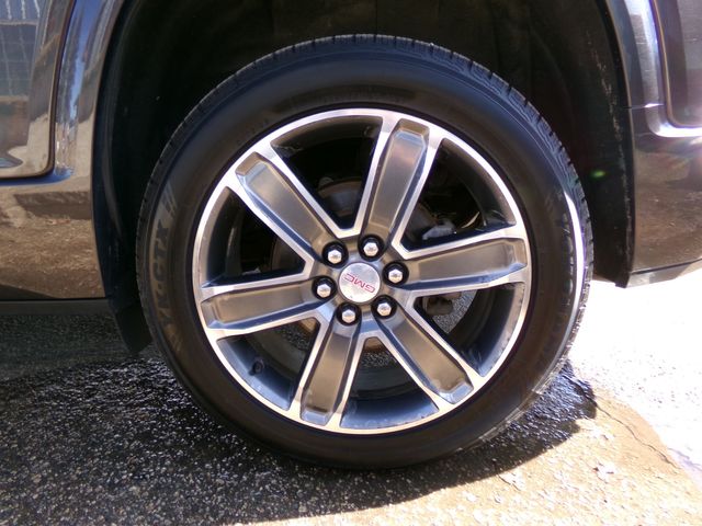 2017 GMC Acadia AWD Denali