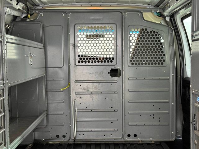 2017 GMC Savana 2500 | Houston, TX | Houston Auto Credit 2017 GMC Savana 2500 | Houston, TX | Houston Auto Credit