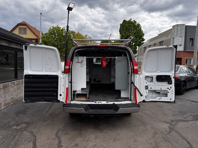 2017 GMC Savana 3500