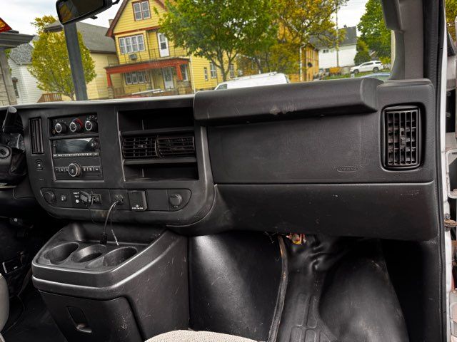 2017 GMC Savana 3500