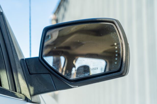 2017 GMC Sierra 1500 SLT PREMIUM RWD / CLEAN CARFAX 1-OWNER | Austin, TX | Rocky Mountain Truck Stop Austin