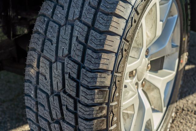 2017 GMC Sierra 1500 SLT PREMIUM RWD / CLEAN CARFAX 1-OWNER | Austin, TX | Rocky Mountain Truck Stop Austin