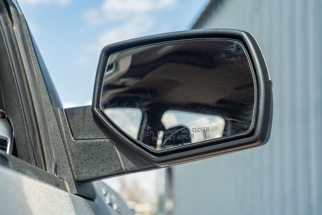 2017 GMC Sierra 1500 SLE CREW CAB 4X4 / 5.3L V8 / ROCKY RIDGE UPGRADES | Austin, TX | Rocky Mountain Truck Stop Austin