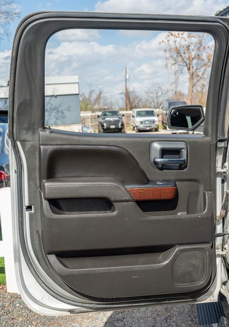 2017 GMC Sierra 1500 SLE CREW CAB 4X4 / 5.3L V8 / ROCKY RIDGE UPGRADES | Austin, TX | Rocky Mountain Truck Stop Austin