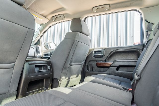 2017 GMC Sierra 1500 SLE CREW CAB 4X4 / 5.3L V8 / ROCKY RIDGE UPGRADES | Austin, TX | Rocky Mountain Truck Stop Austin 2017 GMC Sierra 1500 SLE CREW CAB 4X4 / 5.3L V8 / ROCKY RIDGE UPGRADES | Austin, TX | Rocky Mountain Truck Stop Austin