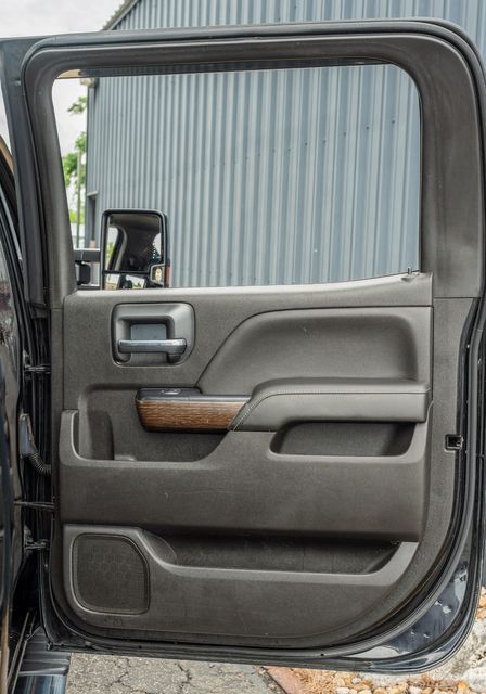 2017 GMC Sierra 2500HD Denali DURAMAX PLUS Z71 / LOADED / 4X4 DIESEL | Dallas, TX | Rocky Mountain Truck Stop Dallas 2017 GMC Sierra 2500HD Denali DURAMAX PLUS Z71 / LOADED / 4X4 DIESEL | Dallas, TX | Rocky Mountain Truck Stop Dallas