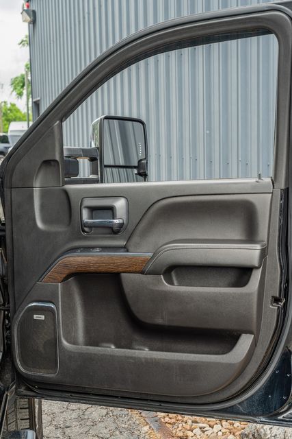 2017 GMC Sierra 2500HD Denali DURAMAX PLUS Z71 / LOADED / 4X4 DIESEL | Austin, TX | Rocky Mountain Truck Stop Austin 2017 GMC Sierra 2500HD Denali DURAMAX PLUS Z71 / LOADED / 4X4 DIESEL | Austin, TX | Rocky Mountain Truck Stop Austin