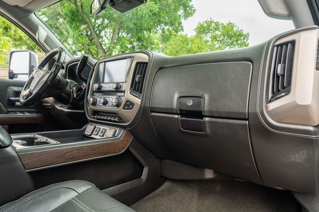 2017 GMC Sierra 2500HD Denali DURAMAX PLUS Z71 / LOADED / 4X4 DIESEL | Dallas, TX | Rocky Mountain Truck Stop Dallas 2017 GMC Sierra 2500HD Denali DURAMAX PLUS Z71 / LOADED / 4X4 DIESEL | Dallas, TX | Rocky Mountain Truck Stop Dallas