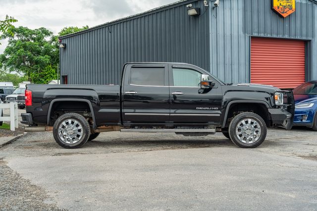 2017 GMC Sierra 2500HD Denali DURAMAX PLUS Z71 / LOADED / 4X4 DIESEL | Austin, TX | Rocky Mountain Truck Stop Austin 2017 GMC Sierra 2500HD Denali DURAMAX PLUS Z71 / LOADED / 4X4 DIESEL | Austin, TX | Rocky Mountain Truck Stop Austin