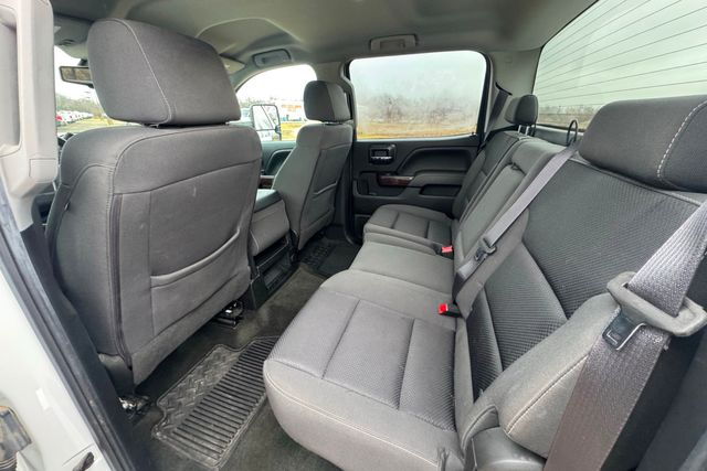 2017 GMC Sierra 2500HD SLE | Roscoe, IL | Autoland Outlets