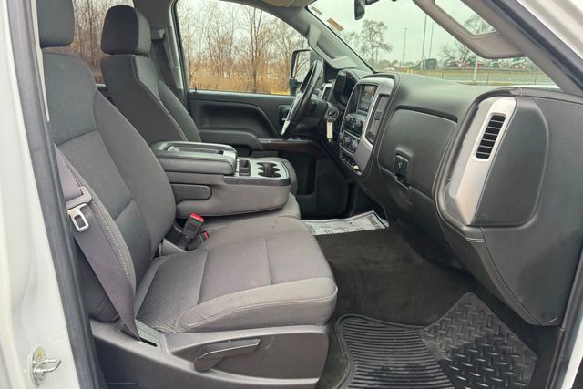 2017 GMC Sierra 2500HD SLE | Roscoe, IL | Autoland Outlets 2017 GMC Sierra 2500HD SLE | Roscoe, IL | Autoland Outlets