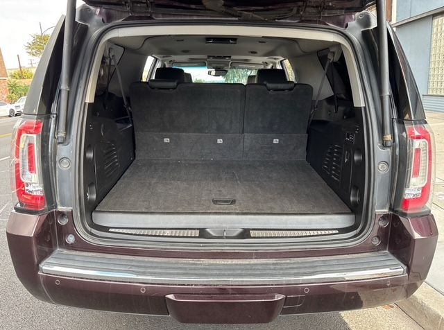 2017 GMC Yukon XL Denali Denali | Brea, CA | Zeus Auto Dealers 2017 GMC Yukon XL Denali Denali | Brea, CA | Zeus Auto Dealers