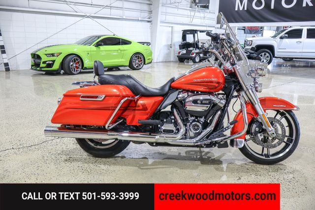 2017 Harley-Davidson Road King Special Edition RARE Sunset Orange 1Owner LowMiles