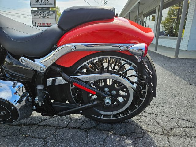 2017 Harley-Davidson Softail Breakout