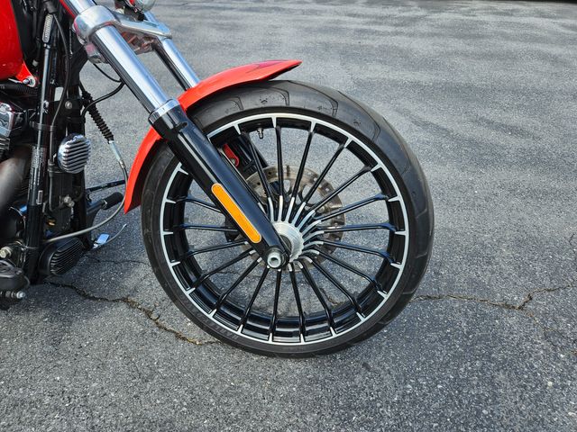 2017 Harley-Davidson Softail Breakout