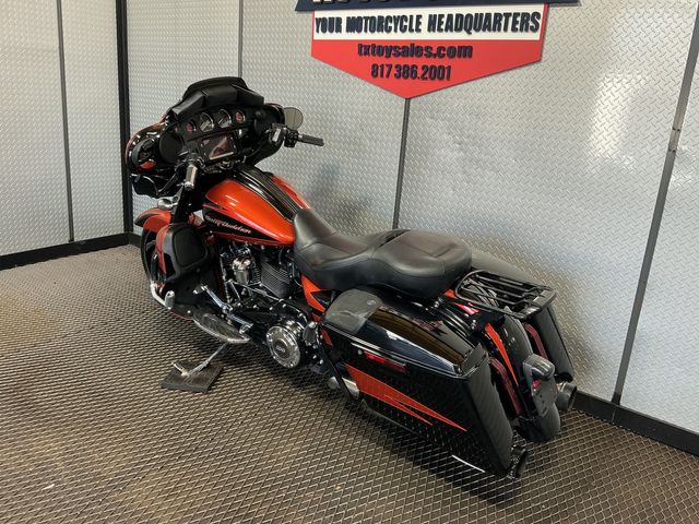 2017 Harley-Davidson Street Glide CVO | Fort Worth, TX | TX Toy Sales 2017 Harley-Davidson Street Glide CVO | Fort Worth, TX | TX Toy Sales