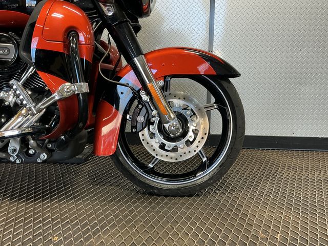 2017 Harley-Davidson Street Glide CVO | Fort Worth, TX | TX Toy Sales 2017 Harley-Davidson Street Glide CVO | Fort Worth, TX | TX Toy Sales