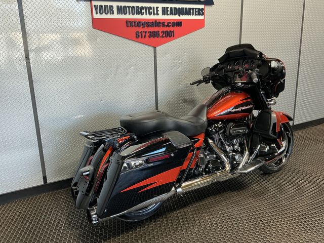 2017 Harley-Davidson Street Glide CVO | Fort Worth, TX | TX Toy Sales 2017 Harley-Davidson Street Glide CVO | Fort Worth, TX | TX Toy Sales