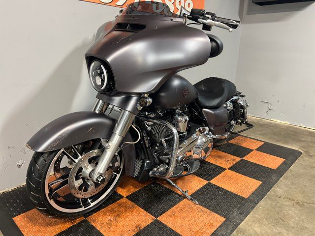 2017 Harley-Davidson Street Glide Special