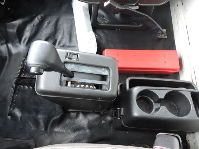 2017 Hino 268 Non-CDL Box Truck 