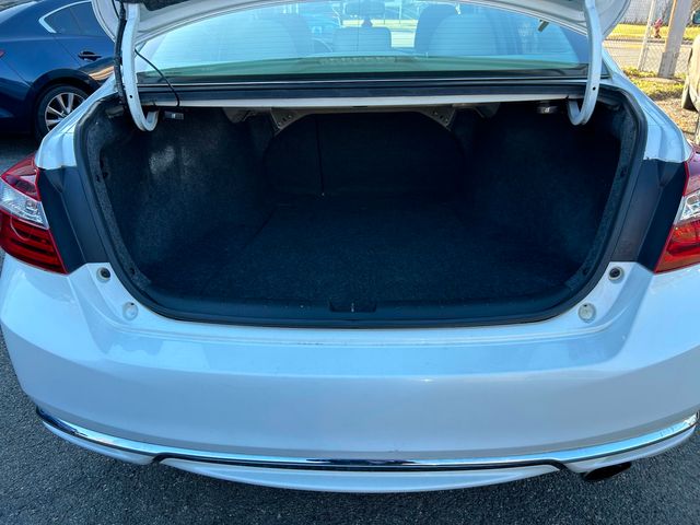 2017 Honda Accord EX-L | New Brunswick, New Jersey | Brilliant Auto Sales