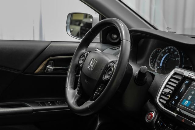 2017 Honda Accord EX-L w/Navi w/Honda Sensing