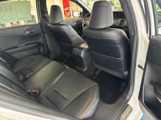 2017 Honda Accord Sport Special Edition | Rome, GA | Knight's Car Store 2017 Honda Accord Sport Special Edition | Rome, GA | Knight's Car Store