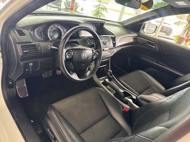 2017 Honda Accord Sport w/Honda Sensing | Rome, GA | Knight's Car Store 2017 Honda Accord Sport w/Honda Sensing | Rome, GA | Knight's Car Store