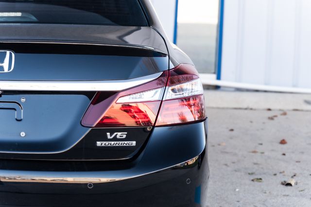 2017 Honda Accord NAV LEATHER SUNROOF LOADED CLEAN CARFAX 2 OWNERS 2017 Honda Accord NAV LEATHER SUNROOF LOADED CLEAN CARFAX 2 OWNERS