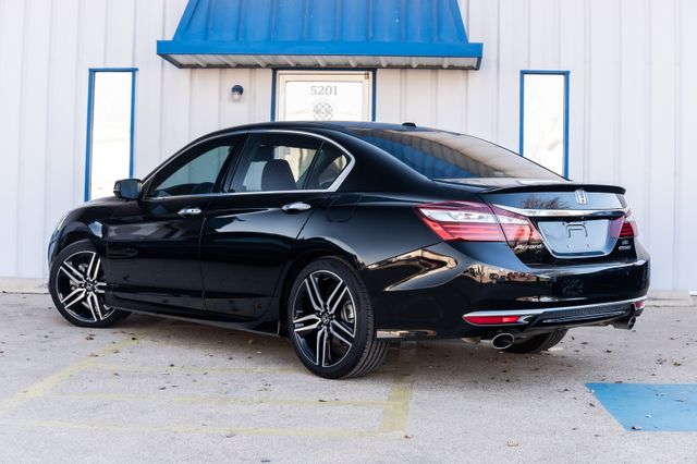 2017 Honda Accord NAV LEATHER SUNROOF LOADED CLEAN CARFAX 2 OWNERS 2017 Honda Accord NAV LEATHER SUNROOF LOADED CLEAN CARFAX 2 OWNERS