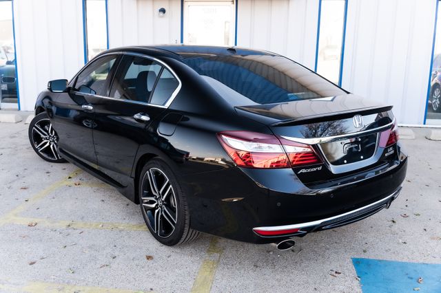 2017 Honda Accord NAV LEATHER SUNROOF LOADED CLEAN CARFAX 2 OWNERS
