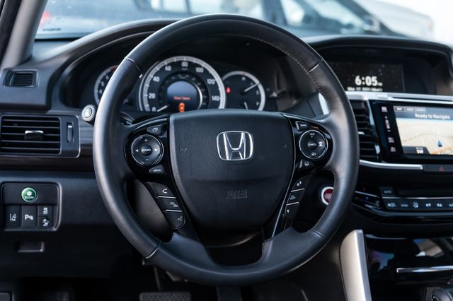 2017 Honda Accord NAV LEATHER SUNROOF LOADED CLEAN CARFAX 2 OWNERS