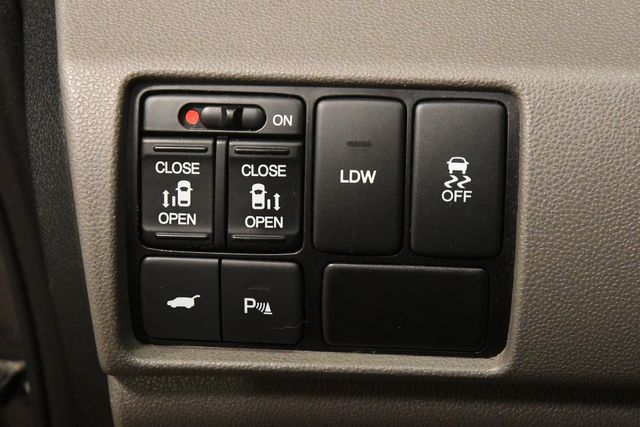 2017 Honda Odyssey Touring | Branford, CT | Sound Auto Wholesalers 2017 Honda Odyssey Touring | Branford, CT | Sound Auto Wholesalers