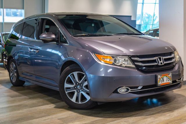 2017 Honda Odyssey at Autosource, photo 1