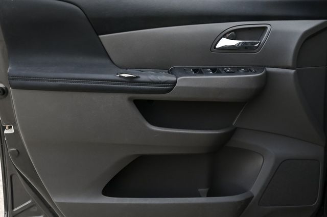 2017 Honda Odyssey EX-L Power Sliding Doors Power Liftgate Push Start 2017 Honda Odyssey EX-L Power Sliding Doors Power Liftgate Push Start