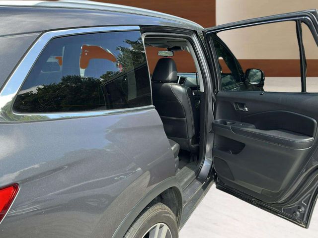 2017 Honda Pilot Touring | Alpharetta, GA | Star Motors 2017 Honda Pilot Touring | Alpharetta, GA | Star Motors