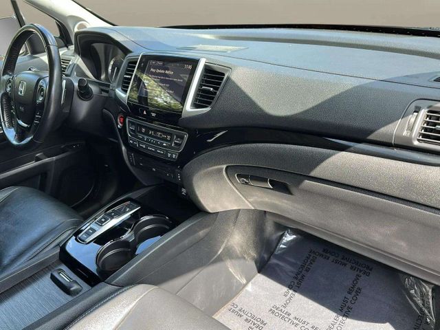 2017 Honda Pilot Touring | Alpharetta, GA | Star Motors 2017 Honda Pilot Touring | Alpharetta, GA | Star Motors