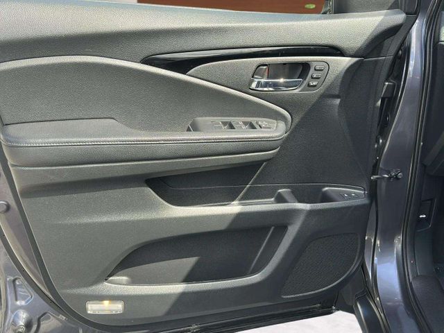 2017 Honda Pilot Touring | Alpharetta, GA | Star Motors 2017 Honda Pilot Touring | Alpharetta, GA | Star Motors