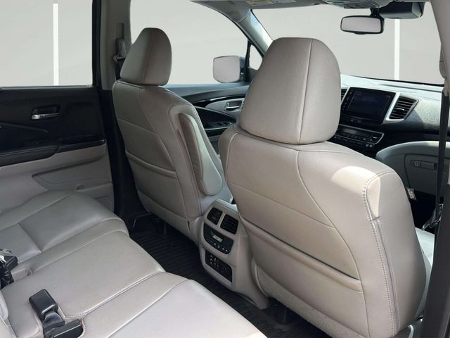 2017 Honda Pilot Touring | Alpharetta, GA | Star Motors