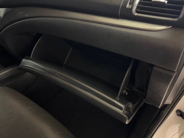 2017 Honda Ridgeline RTL-T | Houston, TX | Houston Auto Credit 2017 Honda Ridgeline RTL-T | Houston, TX | Houston Auto Credit