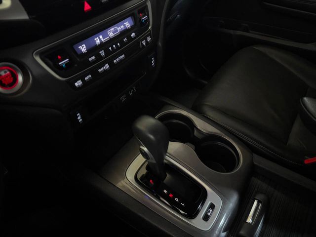 2017 Honda Ridgeline RTL-T | Houston, TX | Houston Auto Credit 2017 Honda Ridgeline RTL-T | Houston, TX | Houston Auto Credit