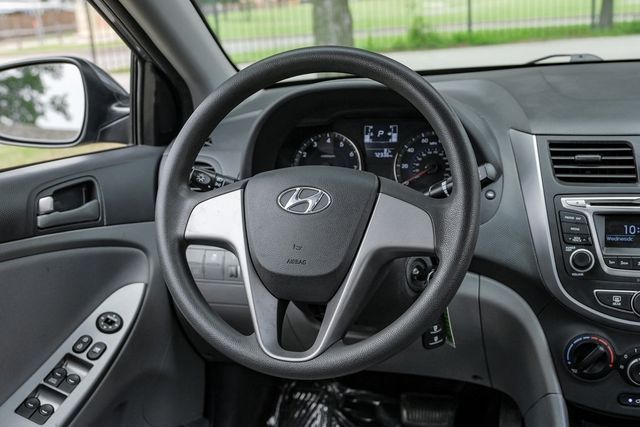 2017 Hyundai ACCENT SE AM/FM/SiriusXM/CD/MP3 Audio System Pwr Windows 2017 Hyundai ACCENT SE AM/FM/SiriusXM/CD/MP3 Audio System Pwr Windows