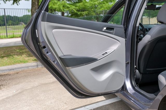 2017 Hyundai ACCENT SE AM/FM/SiriusXM/CD/MP3 Audio System Pwr Windows 2017 Hyundai ACCENT SE AM/FM/SiriusXM/CD/MP3 Audio System Pwr Windows