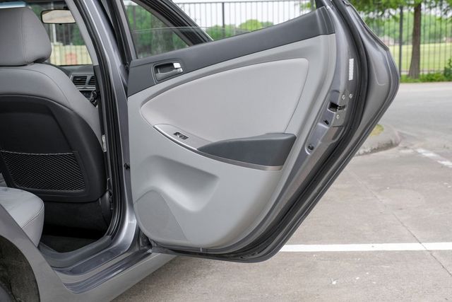 2017 Hyundai ACCENT SE AM/FM/SiriusXM/CD/MP3 Audio System Pwr Windows 2017 Hyundai ACCENT SE AM/FM/SiriusXM/CD/MP3 Audio System Pwr Windows